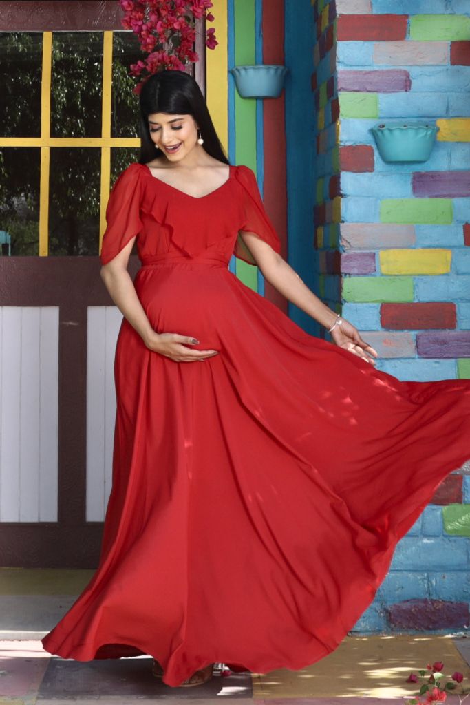 Maternity And Nursing Red Sweet Heart Dress With Detachable Trail
