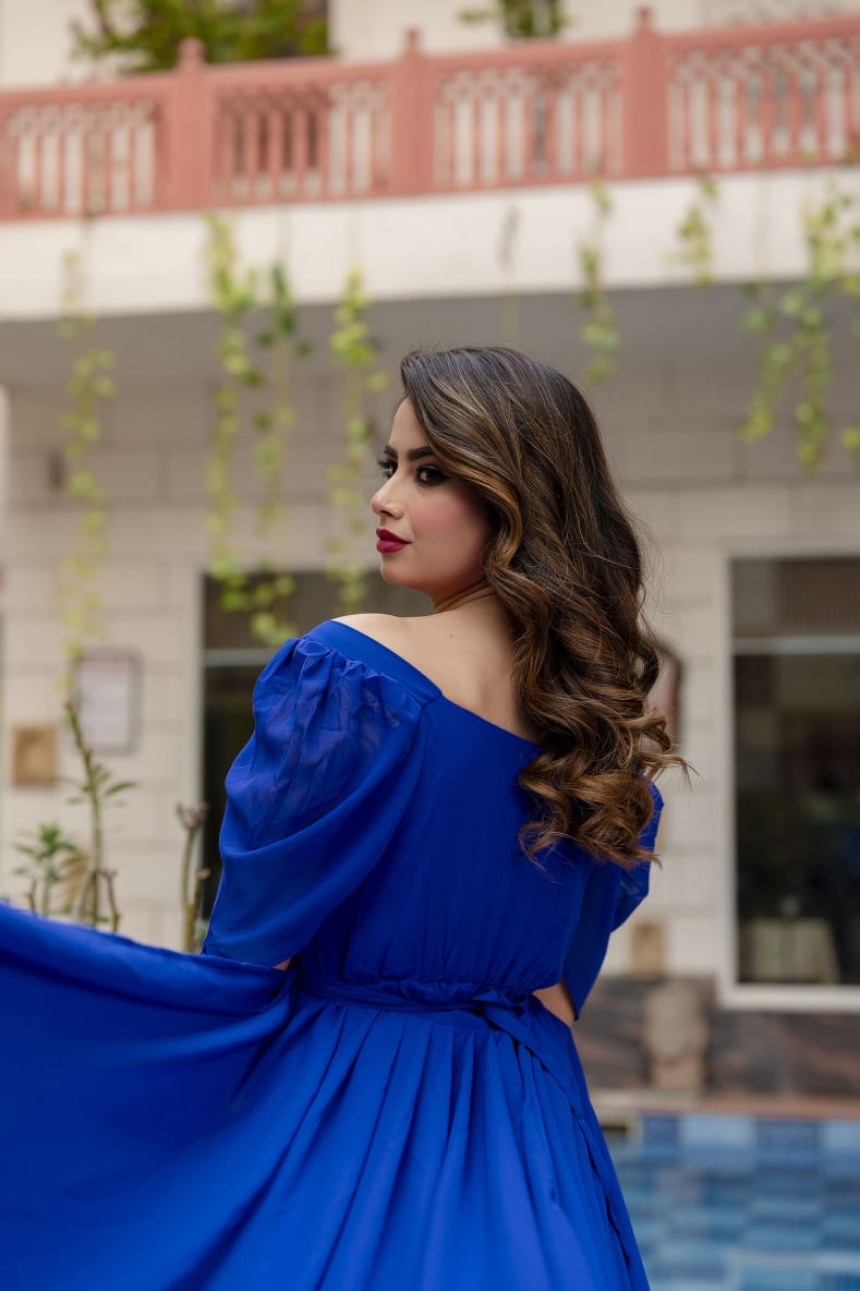 Royal Blue Sweet Heart Dress With Detachable Trail