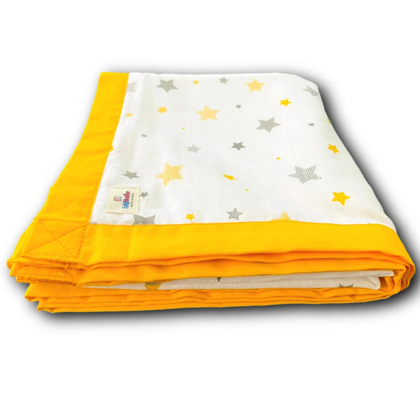 Yellow Star Design Muslin Quilt - 6 layers Of Incredibly Muslin Softness Great For Toddler And Young Child
